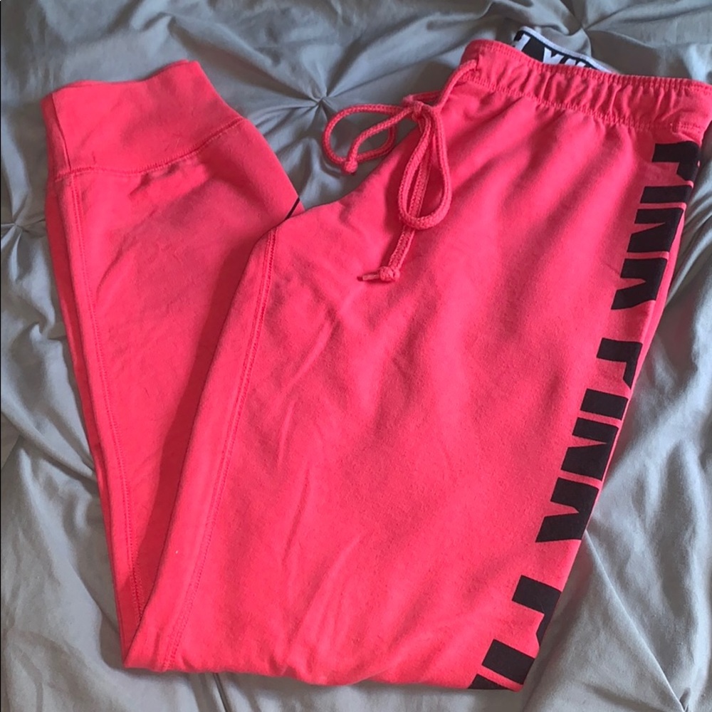 VS PINK jogger